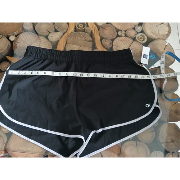 GAP Fit Running Shorts Black White Side Pockets Interior Draw Cord NWT Large - Picture 7 of 10